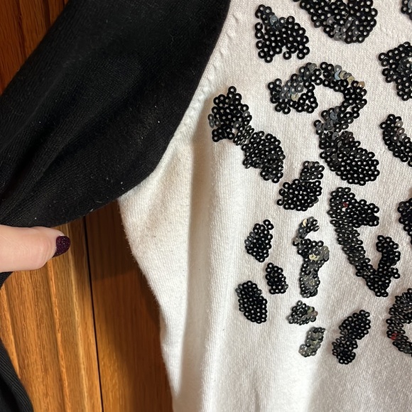 Express sequin leopard sweater black and white size medium - Picture 2 of 5
